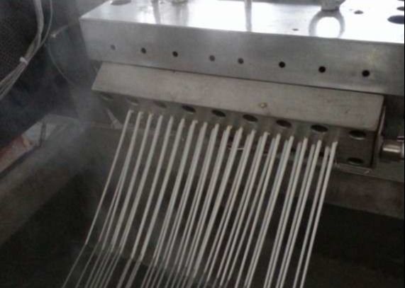 Máquina monohélice de la granulación para el HDPE 1