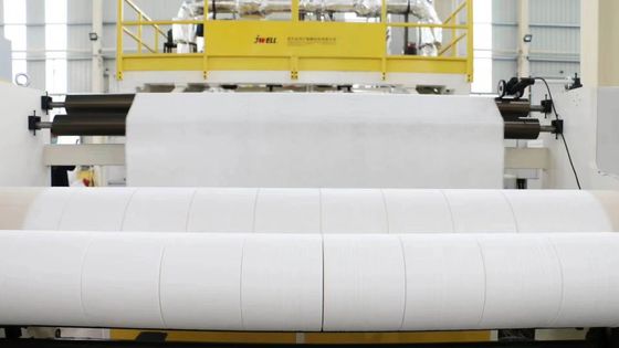 Cadena de producción médica quirúrgica de la tela no tejida de Meltblown de la mascarilla de la protección de 2400M M
