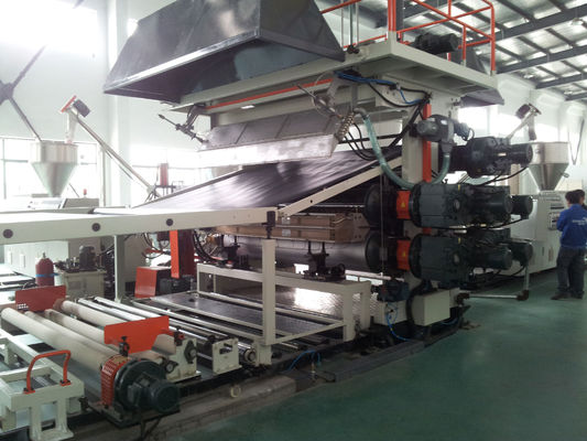 Máquina impermeable de la protuberancia de la hoja del PVC TPO Geomembrane de EVA PE