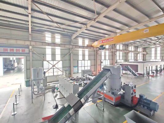 Película plástica del LDPE BOPP que recicla la línea integrada tres máquinas de la granulación